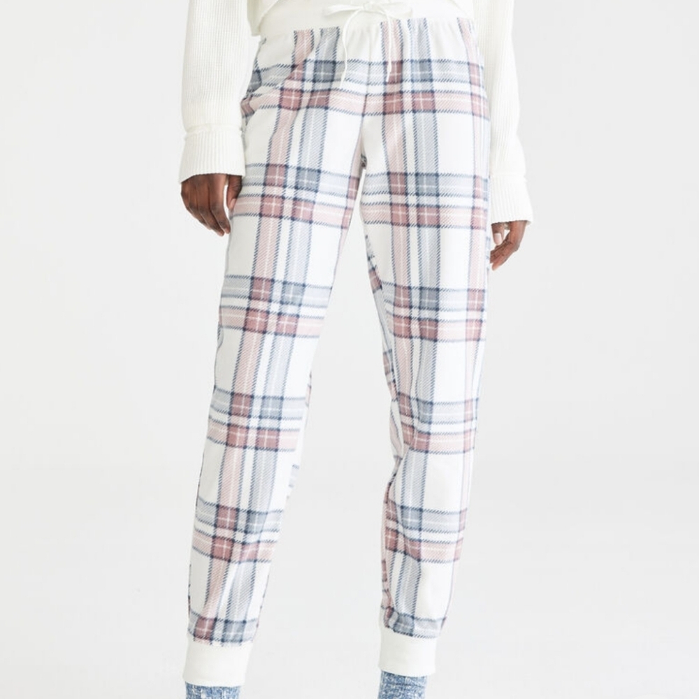 Plaid Polyfleece Sleep Joggers from Aeropostale 🤍